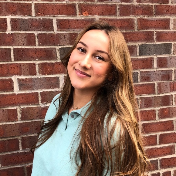 Meet your Posher, Allison - Picture 1 of 1